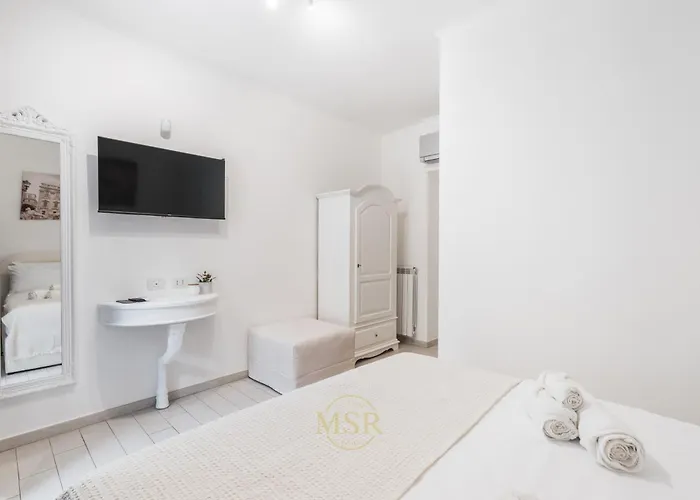 Mysuiterome בית הארחה